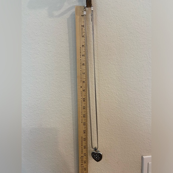 Brighton Floral Heart Locket 30 inches length🩷🌷 - Picture 9 of 9